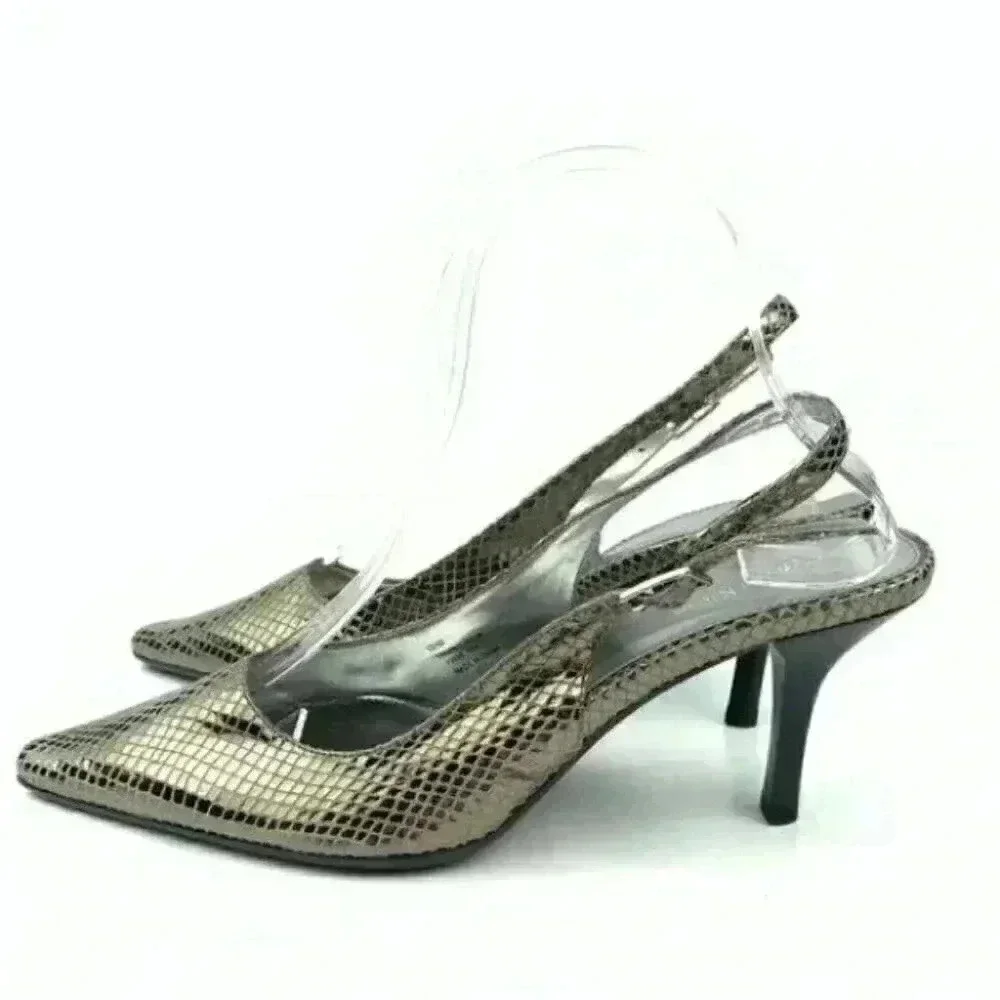 New Calvin Klein heels size 6.5 Deema gray suede